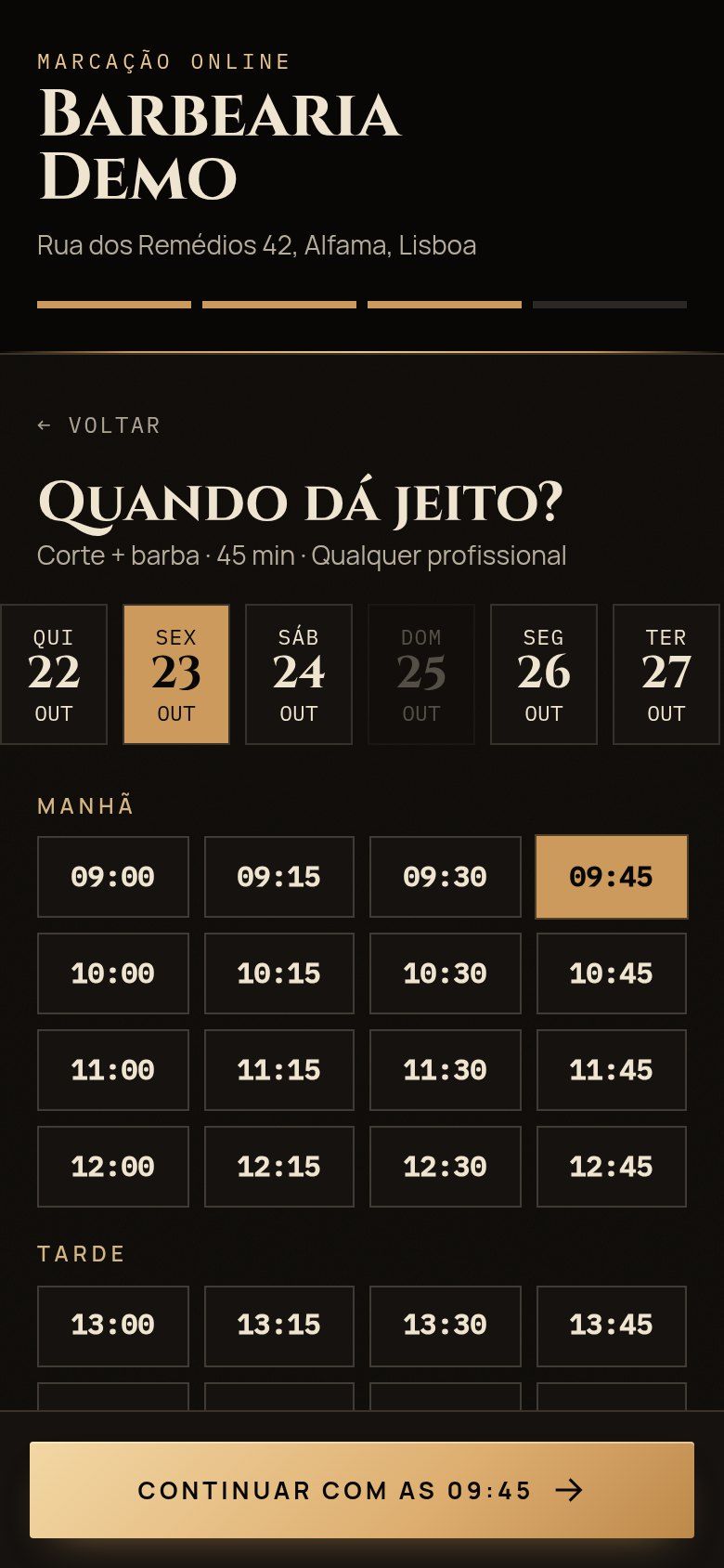 Página pública de marcação no telemóvel: escolha de hora com horários livres